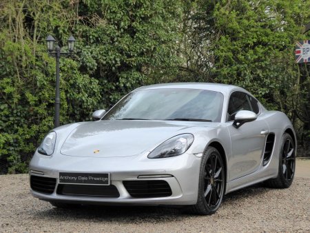 PORSCHE