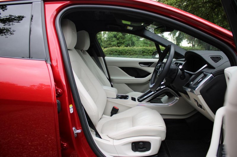 JAGUAR I-Pace