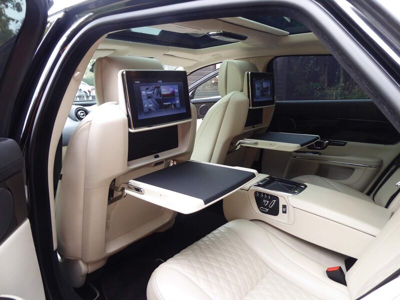 JAGUAR XJ