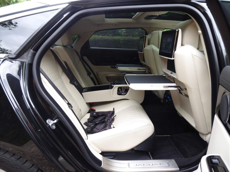 JAGUAR XJ